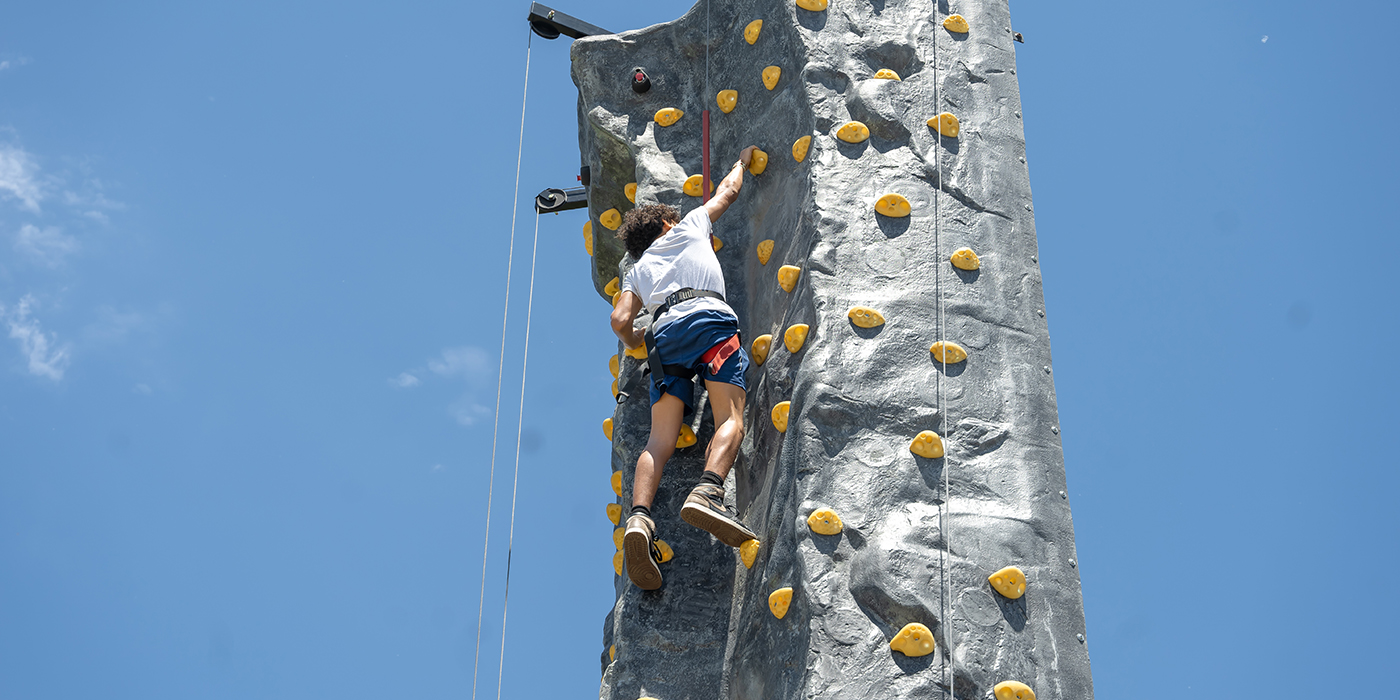 Rockwall Climbing 1 1400x700.jpg