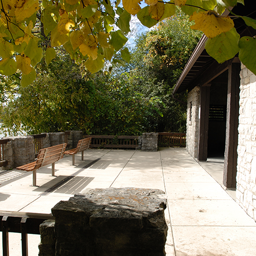 Bend View Shelter 500x500.jpg