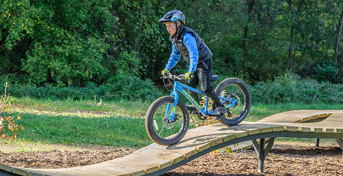 Experience the new mountain bike skills course, sponsored by Mercy Health. Twenty-one obstacles, such as Roller Coaster, Teeter-Totter and a Snake Ladder.