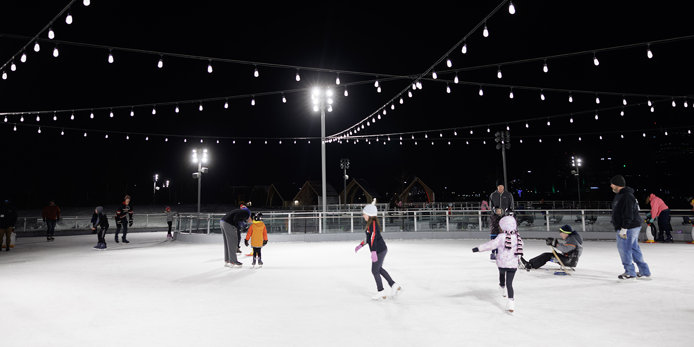 The Ribbon, supported by the Hylant Family Foundation, is a 1,000 foot loop trail featuring rolling hills and soft curves for a uniquely Metroparks winter ice skating experience. The Ribbon is connected to a 5,000 square foot skating pond that offers a traditional ice rink experience for beginners and a series of special events and programs.